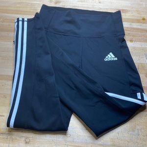 NWOT Adidas aeroready 3 stripes tights size small one pocket